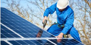 Installation Maintenance Panneaux Solaires Photovoltaïques à Saint-Georges-sur-Erve